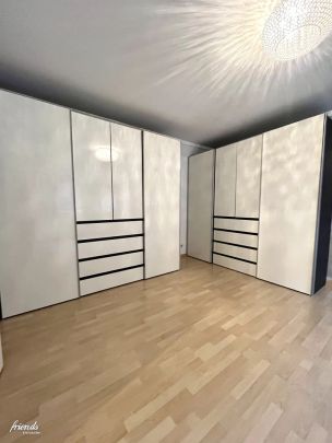 Zwischen Natur und Stadt: 4-Zimmer Dachgeschosswohnung im charmanten Kaltenleutgeben - Photo 1