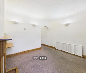 2 bedroom property to rent - Photo 1