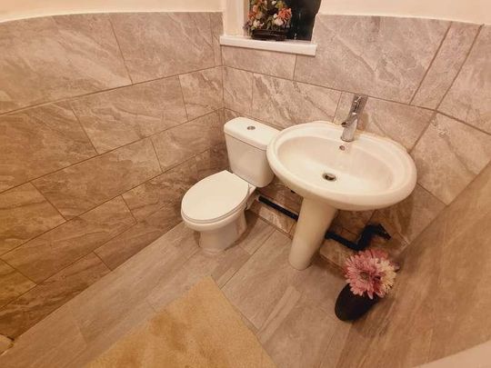 Kensington Street, Bradford, BD8 - Photo 1