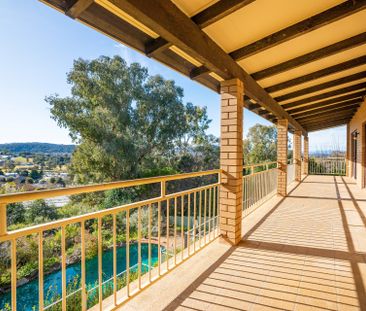 Large Family Home With Pool! - Photo 4