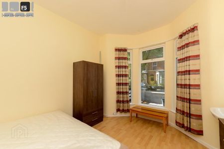30 Deramore Avenue, Ormeau Road, Belfast, BT7 3ER - Photo 2