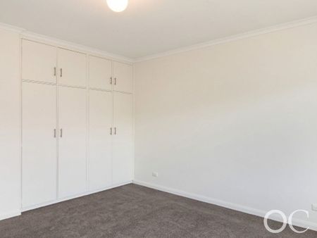 Open the Door To Stylish Townhouse Living in a Prime Adelaide Location - Photo 5