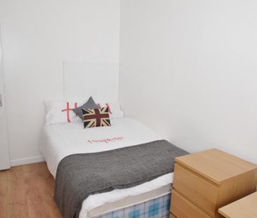 5 bedroom terraced house to rent - Photo 6