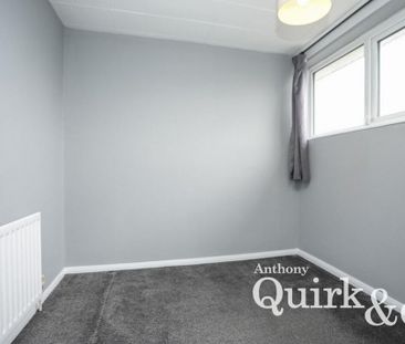 4 bedroom terraced house to rent - Photo 3