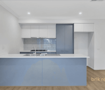 Stunning 4-Bedroom Family Home in the Heart of Olivine Estate, Donn... - Photo 5