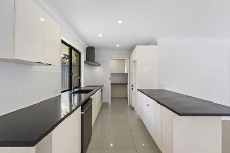 Modern Family Home with Exceptional Outdoor Entertaining - Photo 4