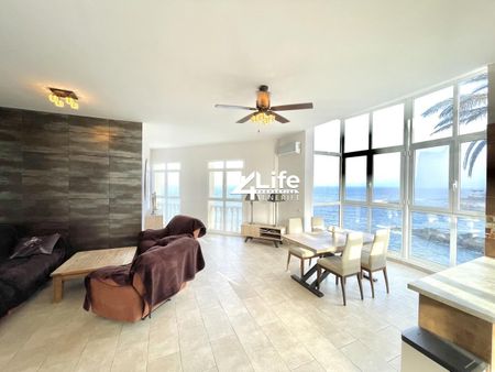 SPACIOUS BEACHFRONT PENTHOUSE - Photo 2