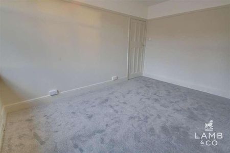 Park Road, Clacton-on-sea, CO15 - Photo 2