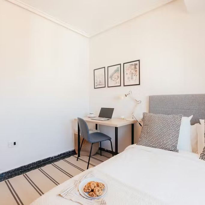 Calle Juan de Juanes, Mislata, Valencian Community 46920 - Photo 2