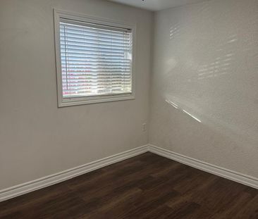 For Lease - 85 Goodwin Drive Unit# 5, Barrie, Ontario - Photo 5