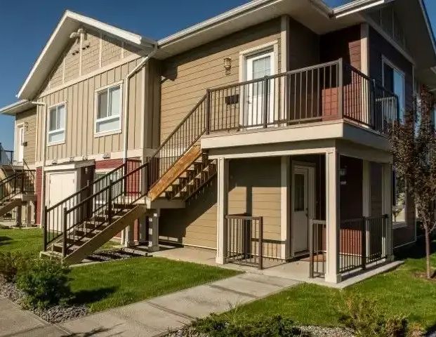 204 221D Lake Street | 204 221D Lake Street, Red Deer County - Photo 1