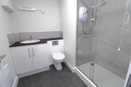 2 bedroom flat to rent - Photo 5