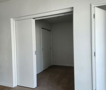 2 bedrooms apartment, Flat Bush - Photo 5