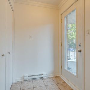4 ½ à louer dans Hochelaga – Terrasse, stationnement & parc arrière - Photo 2