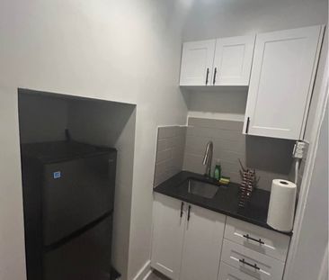 29 Russell - Photo 1
