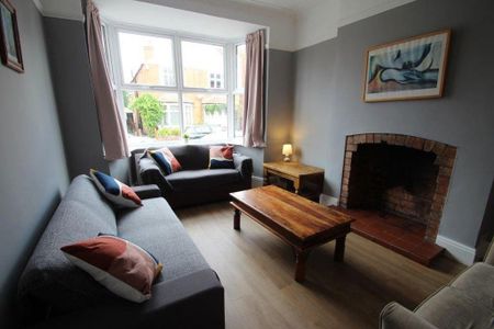 4 bedroom terraced house to rent - Photo 2
