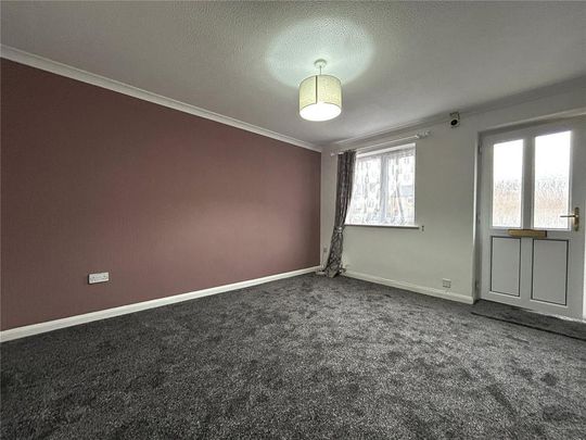 2 bedroom property to rent - Photo 1