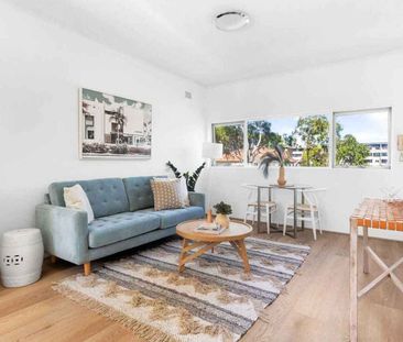 Stylish One-Bedroom Apartment in the Heart of Marrickville - Photo 3
