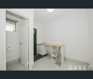 5/309 Harborne Street, Glendalough, WA 6016 - Photo 2