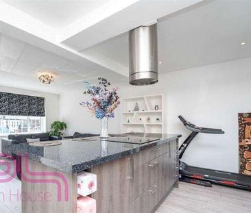 Benen-stock Road, Staines-upon-thames, TW19 - Photo 4