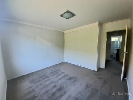 2/81 Flinders Street, Thornbury - Photo 3