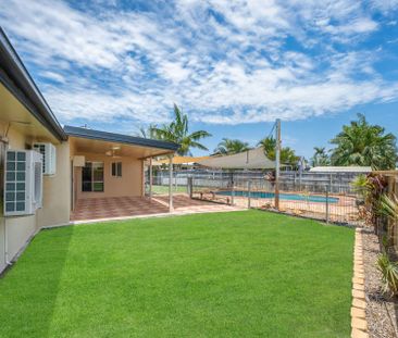 Family Home with Pool and Shed - Photo 2