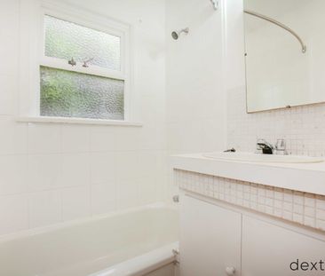 1041 Ridgewood Drive - Photo 6