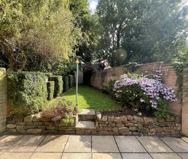 2 bedroom semi-detached house to rent - Photo 6