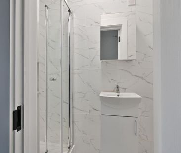 Maisonette to rent - Photo 2