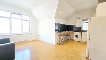 1 bedroom flat to rent - Photo 2