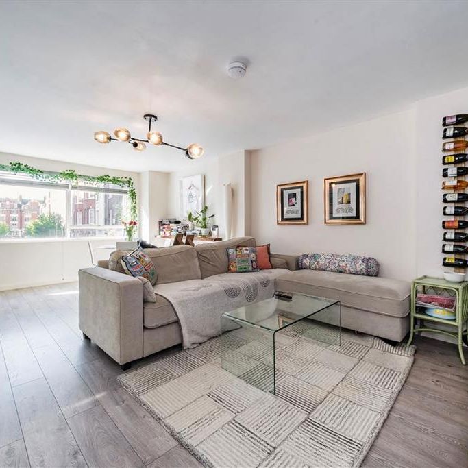 2 bedroom flat to rent - Photo 1