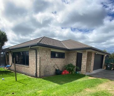 GREAT SIZED FAMILY HOME IN TE PUKE - Photo 1