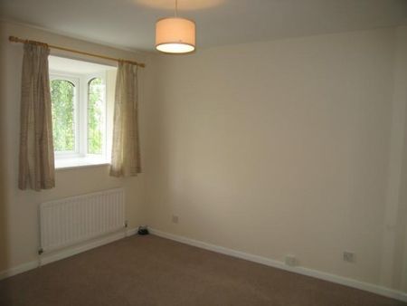 3 bedroom detached house to rent - Photo 3
