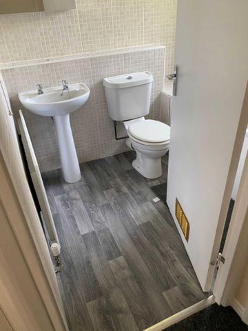 3 bedroom maisonette to rent - Photo 4