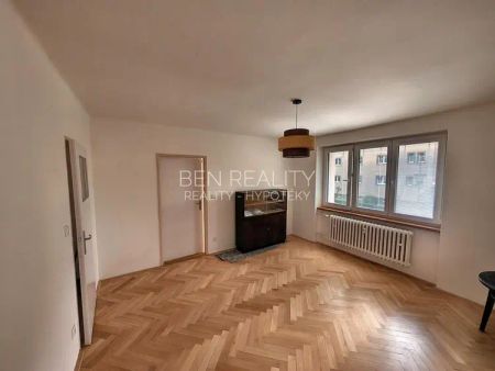 Pronájem bytu 3+1 Slavičín, sídliště Malé Pole - po kompletní rekonstrukci - Photo 2