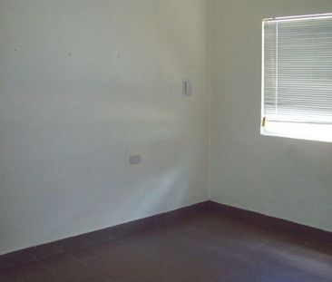 2 bedroom unit with courtyard - Photo 5