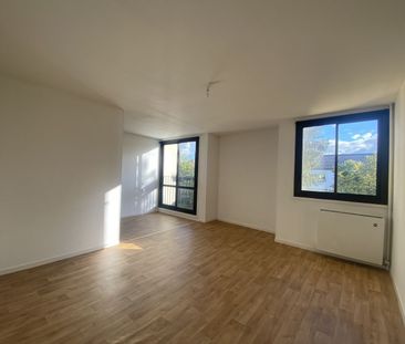 Location Appartement 2 pièces 51m² - Photo 4