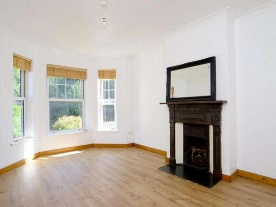 Tilford Road, Hindhead, GU26 - Photo 1