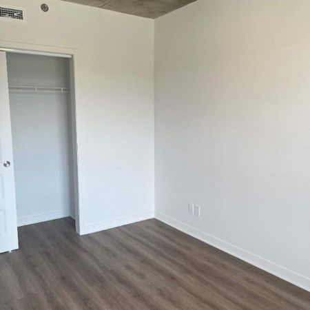 2 CH - 1 SDB - Terrebonne - $2,055 /mo - Photo 3