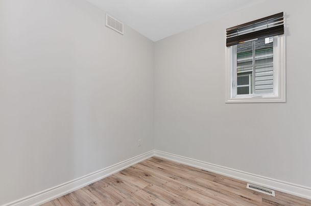 For Lease - 54 Craigmiller Avenue Unit# Upper, Hamilton, Ontario - Photo 1