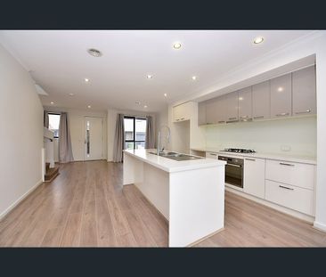 20 Quarter Circuit, Springvale, Vic 3171 - Photo 4