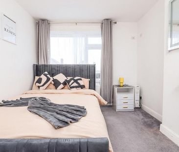 5 bedroom detached house to rent - Photo 5