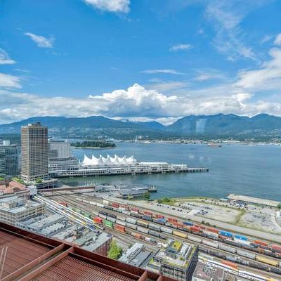 2BR 2BA w/ 2 parkings & unobstructed water view in Downtown Vancouver - Photo 1