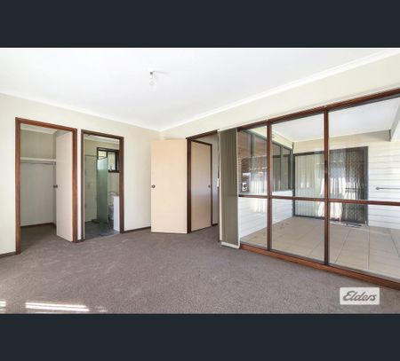 2 Sapphire Circuit, Wodonga, Vic 3690 - Photo 3