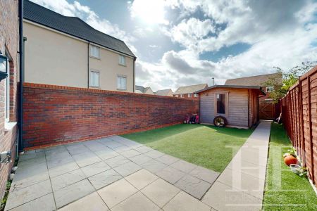 Cornwell Avenue, Crawley, RH10 - Photo 5