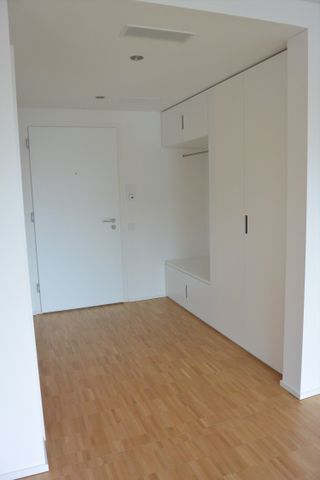 "Looking for a new home?" - Photo 2