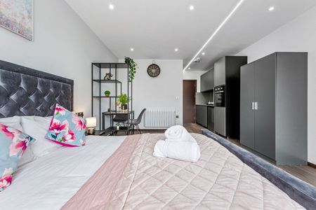 1 Bed Flat, Woodstock Road, NW11 - Photo 2