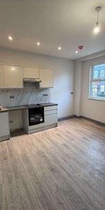 Crowborough Hill, Crowborough, TN6 - Photo 3