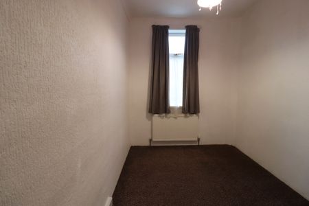 3 Bedroom End Terraced House To Rent - Photo 5