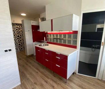 Pronájem bytu 1+kk s parkovacím místem v Hodoníně - Fotografie 5